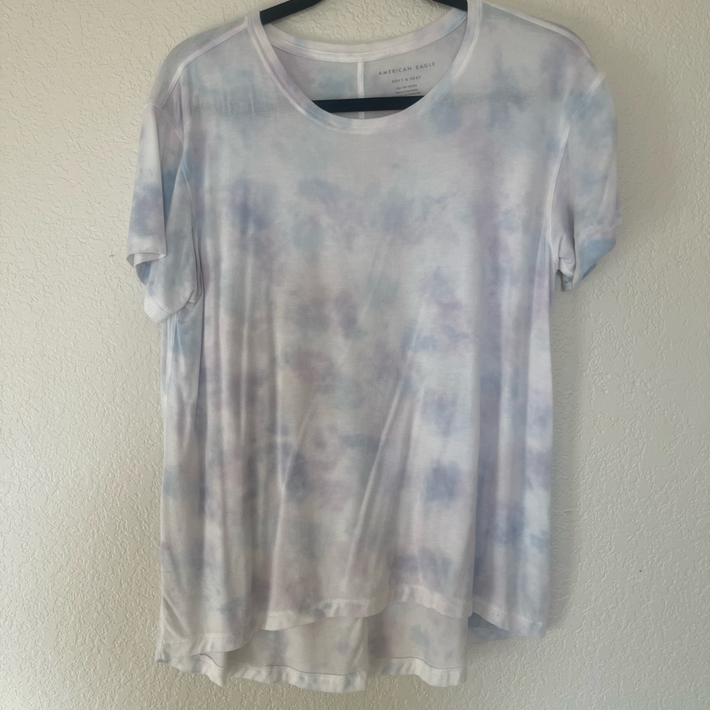 Xs American Eagle blue and pink tye dye shirt